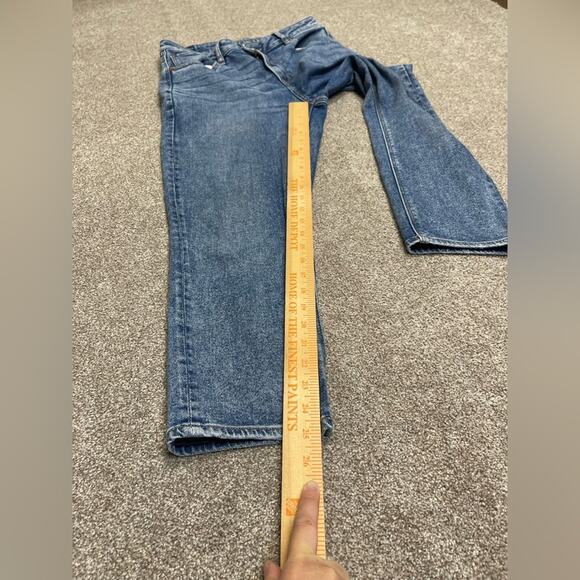 American Eagle women’s highest rise mom jeans sz 8S medium wash stretch blue - Picture 14 of 15